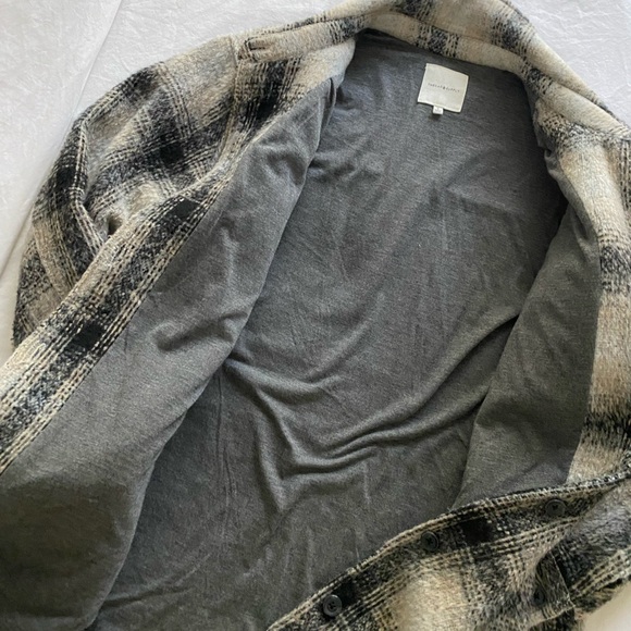 Plaid button up jacket - Picture 8 of 12